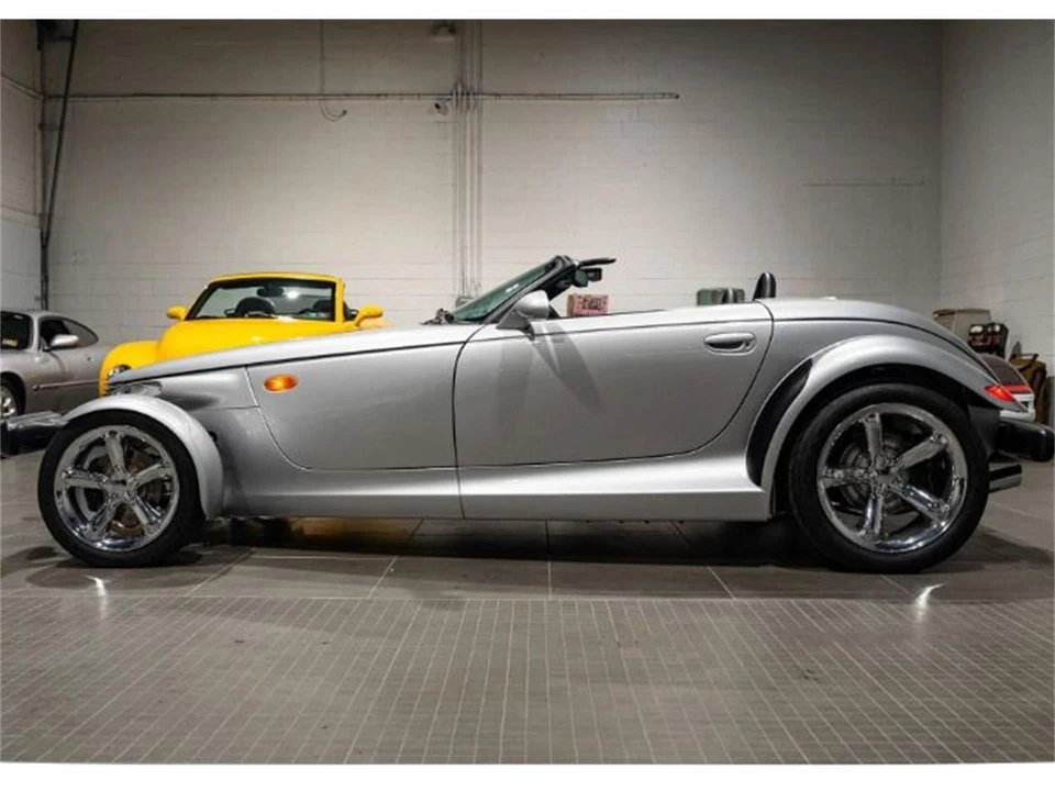 2002 Chrysler Prowler - Image 9 of 30