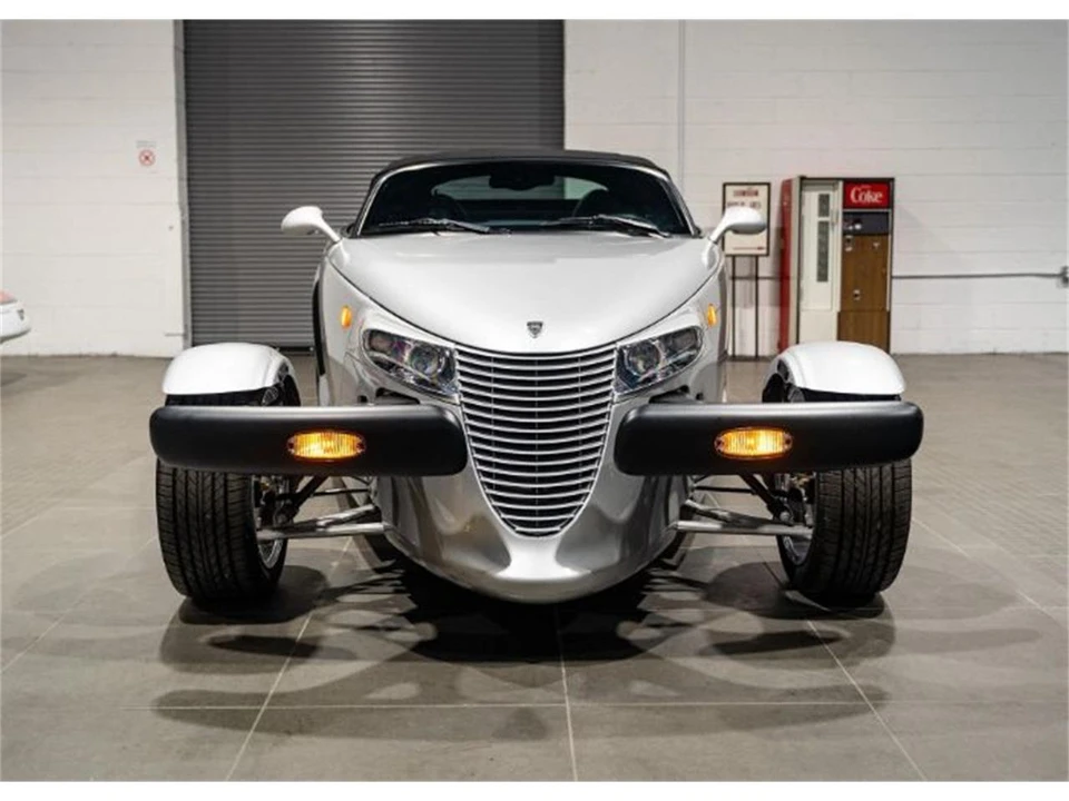2002 Chrysler Prowler - Image 17 of 30