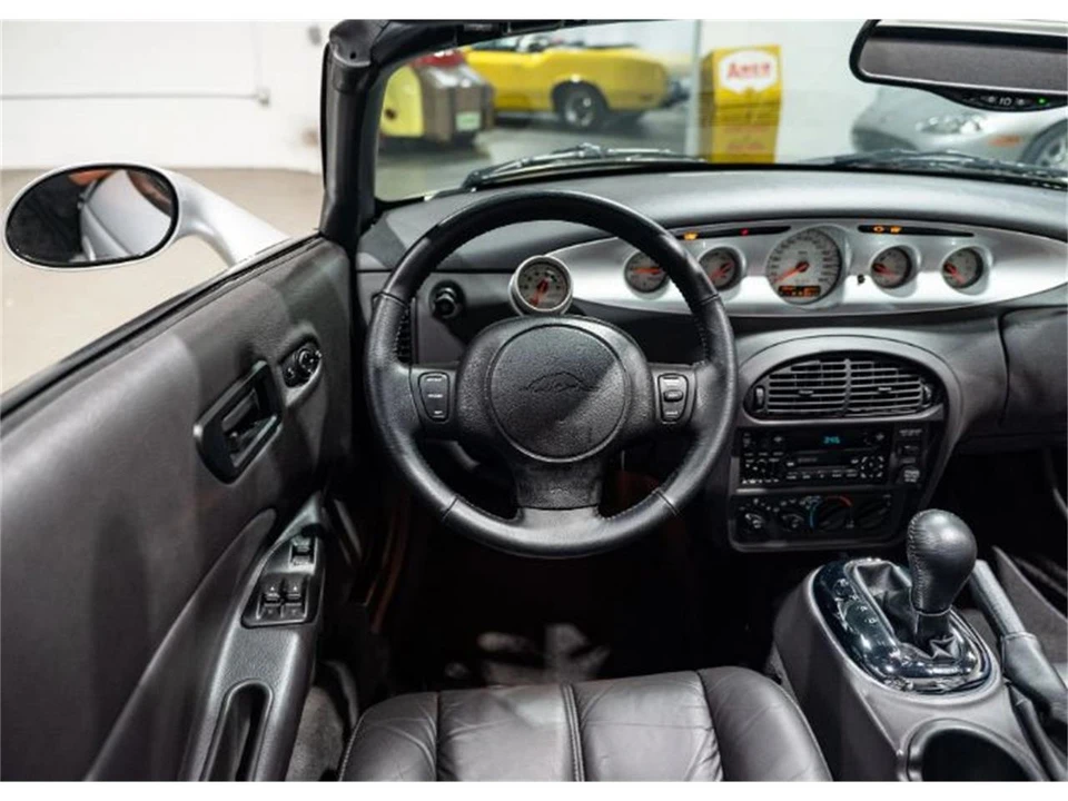 2002 Chrysler Prowler - Image 21 of 30