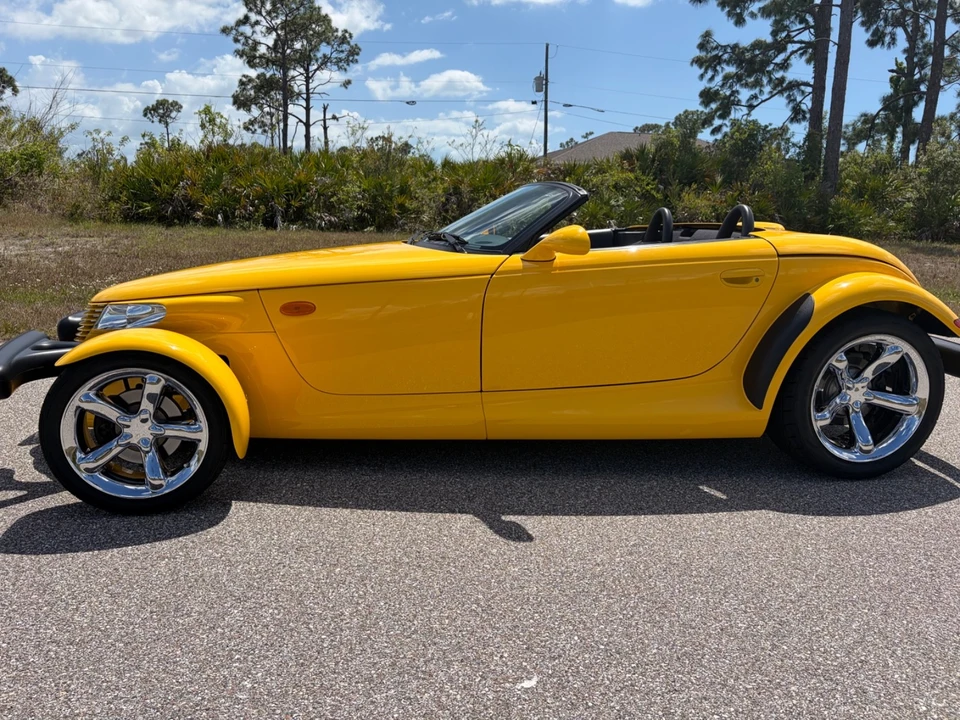 2002 Chrysler Prowler - Image 3 of 31