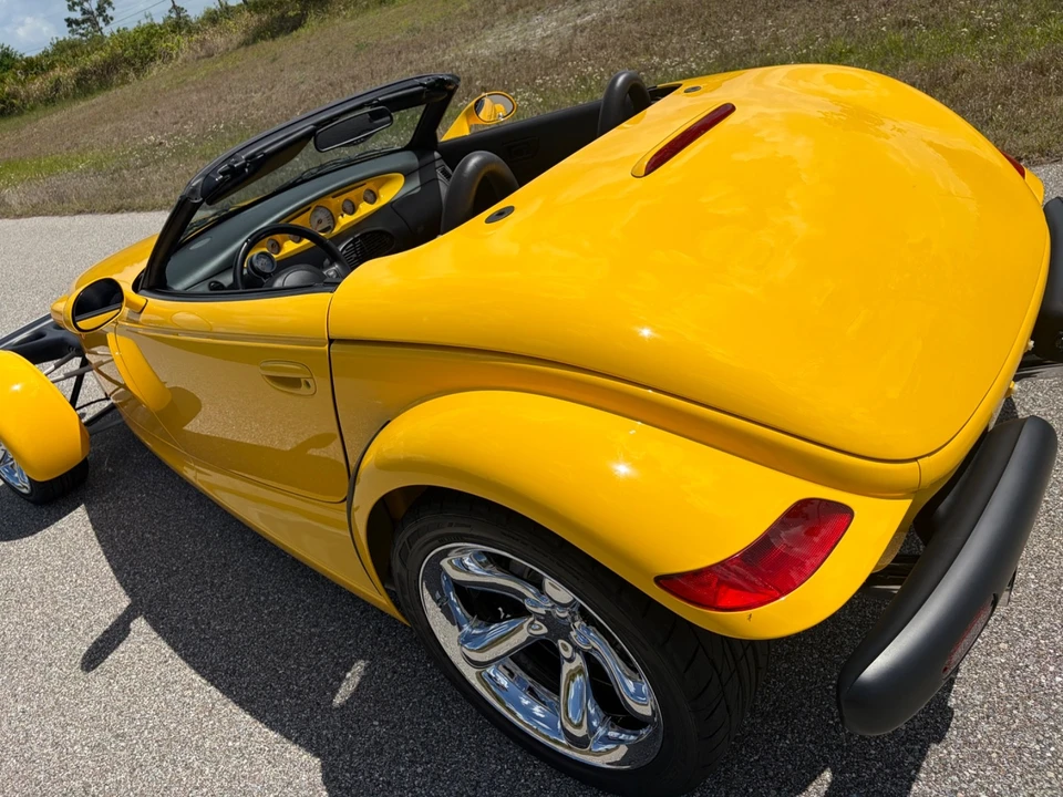 2002 Chrysler Prowler - Image 23 of 31