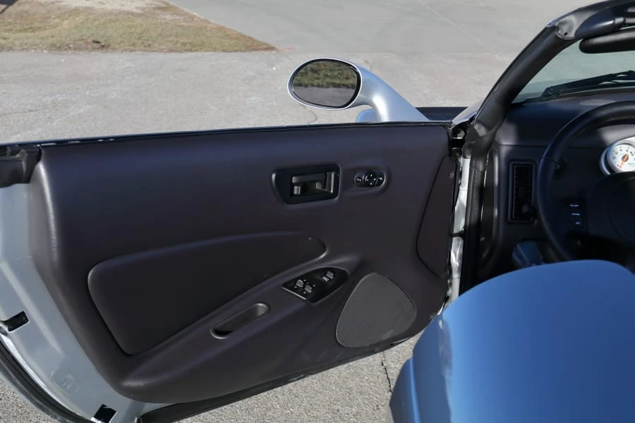 2002 Chrysler Prowler - Image 17 of 22