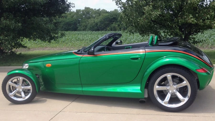 2002 Chrysler Prowler - Image 2 of 7