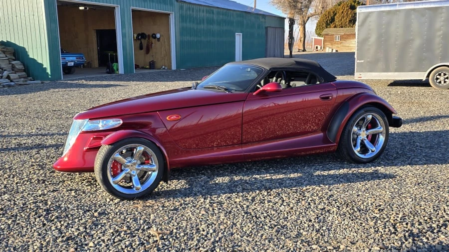 2002 Chrysler Prowler - Image 2 of 17