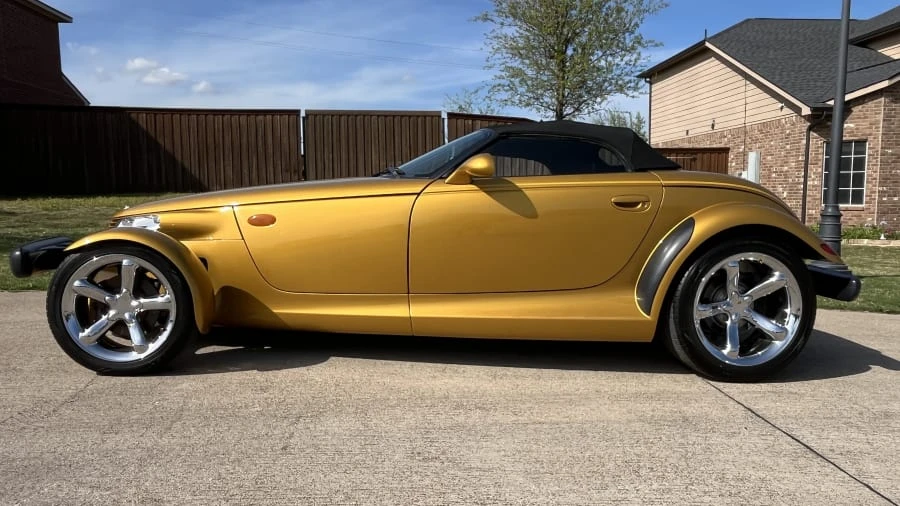 2002 Chrysler Prowler - Image 5 of 11
