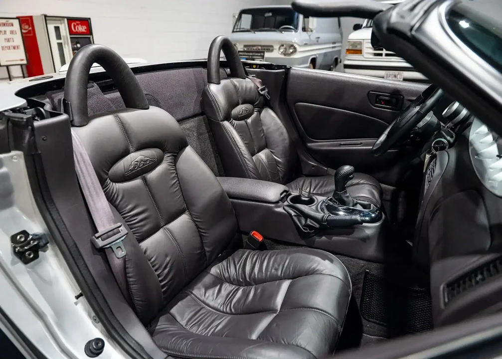 2002 Chrysler Prowler - Image 15 of 22