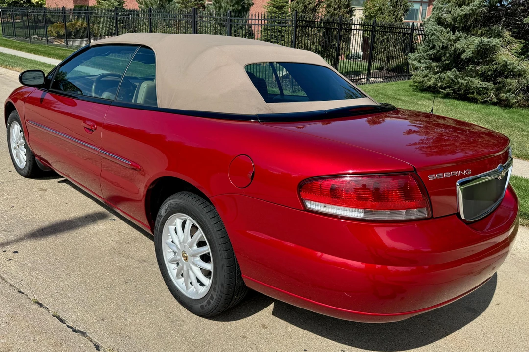 2002 Chrysler Sebring - Image 4 of 31