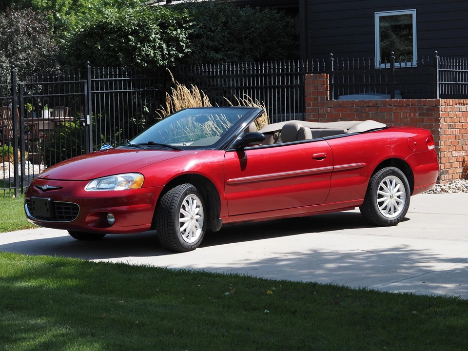 2002 Chrysler Sebring - Image 8 of 31
