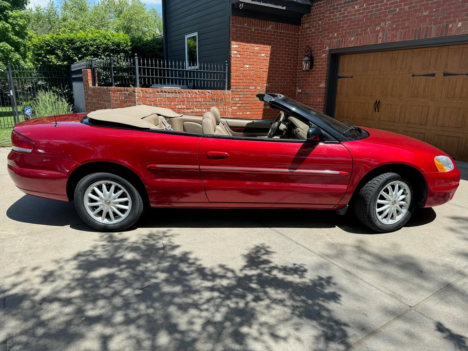 2002 Chrysler Sebring - Image 16 of 31