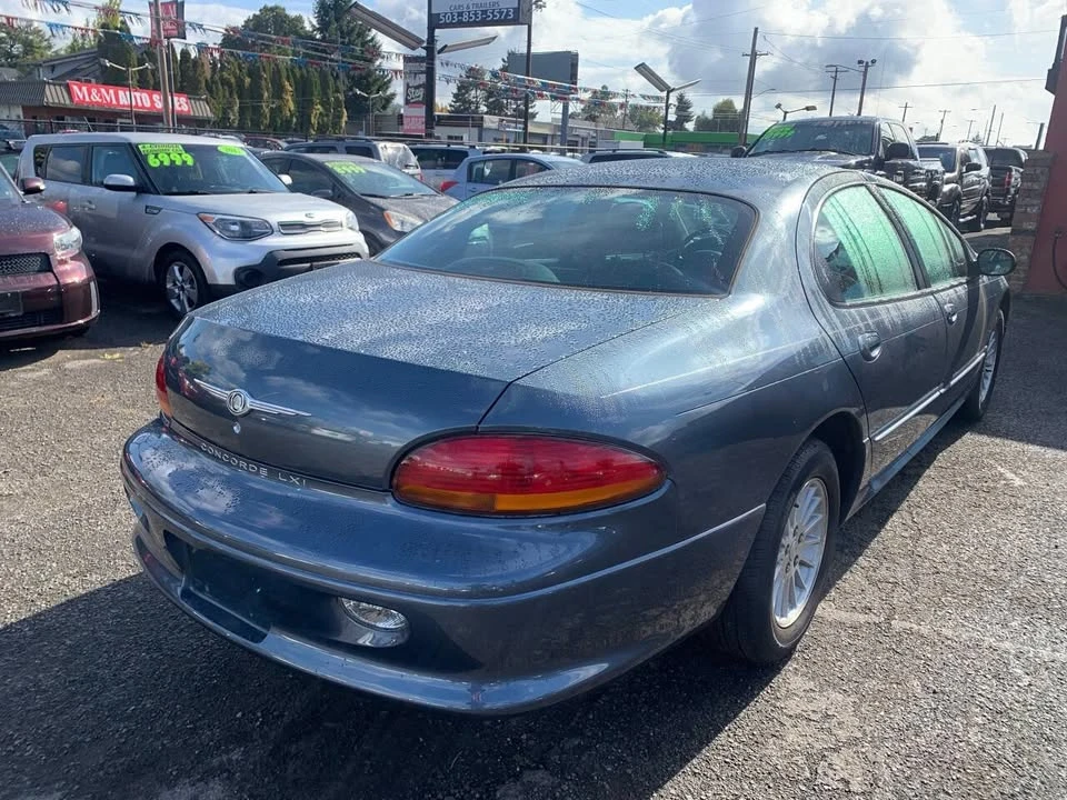 2002 Chrysler Concorde - Image 4 of 14