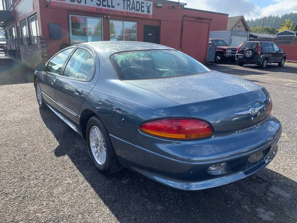 2002 Chrysler Concorde - Image 2 of 14