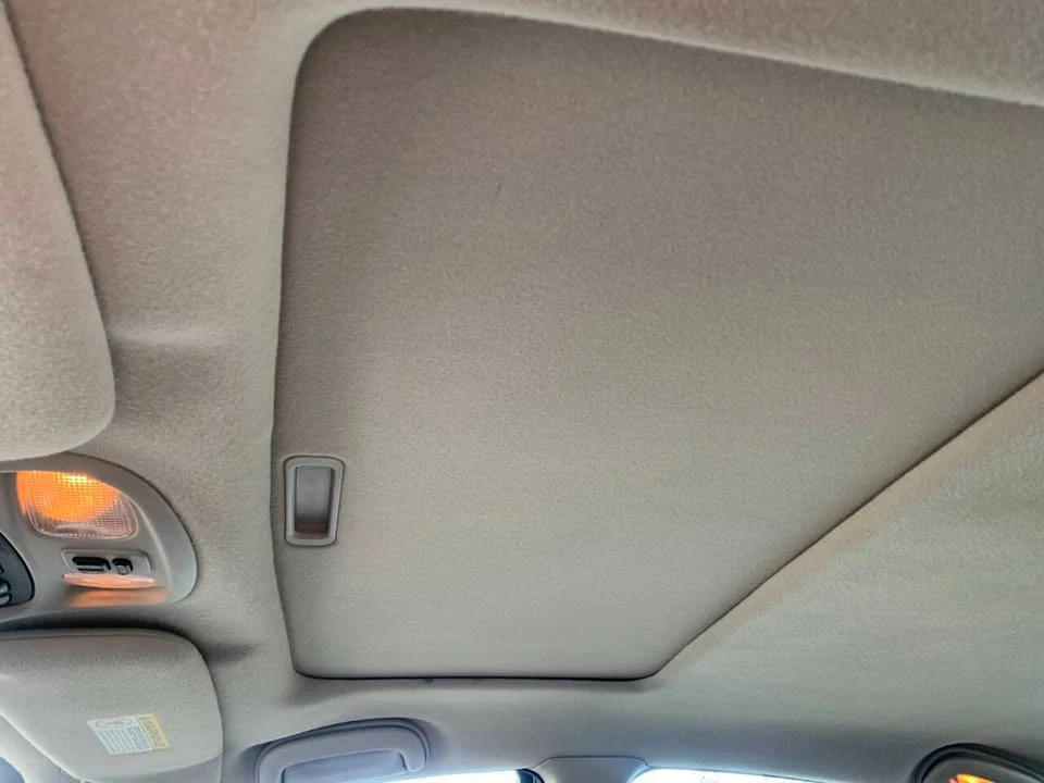 2002 Chrysler Concorde - Image 13 of 14