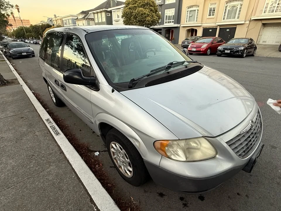 2002 Chrysler - Image 4 of 15
