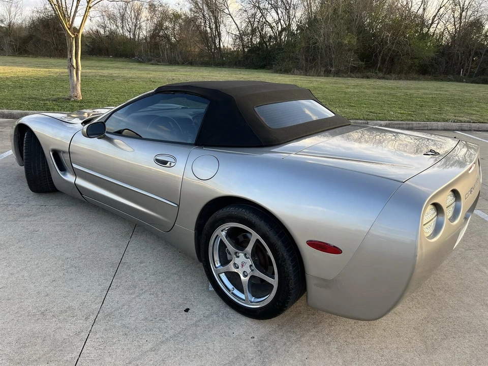 2002 Chevrolet Corvette C5 - Image 17 of 21