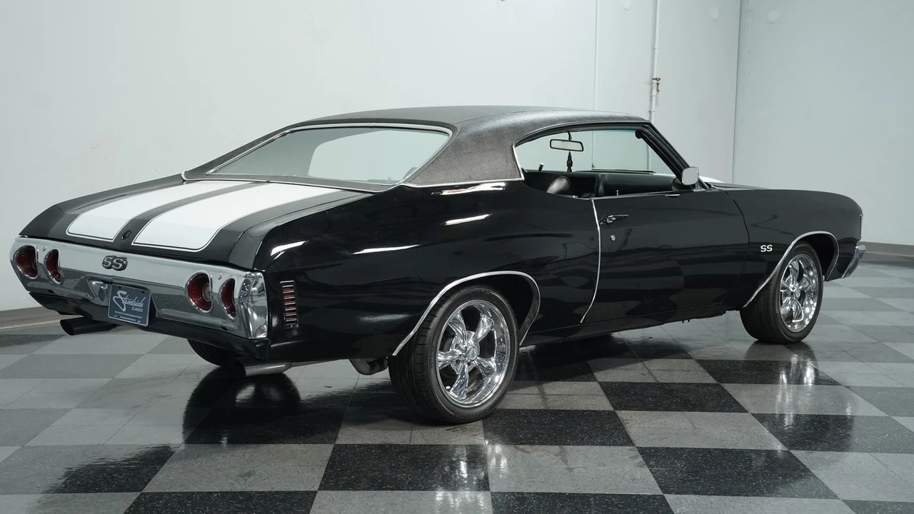 2002 Chevrolet Chevelle - Image 11 of 12