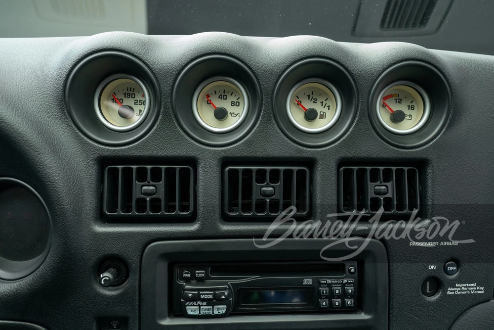 2002 Dodge Viper GTS 2nd Gen - Image 11 of 31