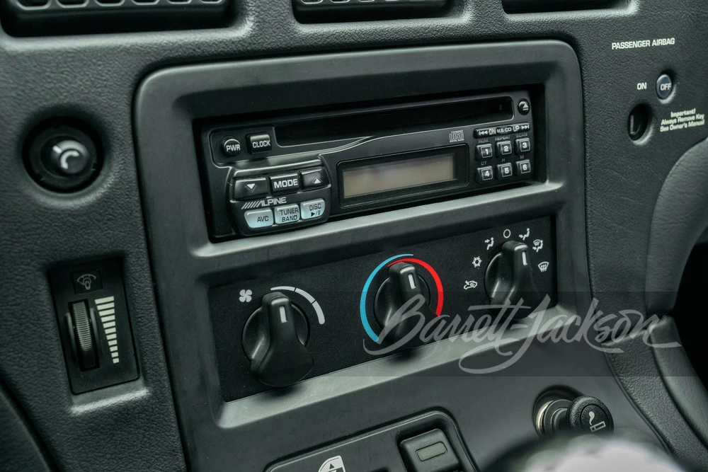 2002 Dodge Viper GTS 2nd Gen - Image 15 of 31