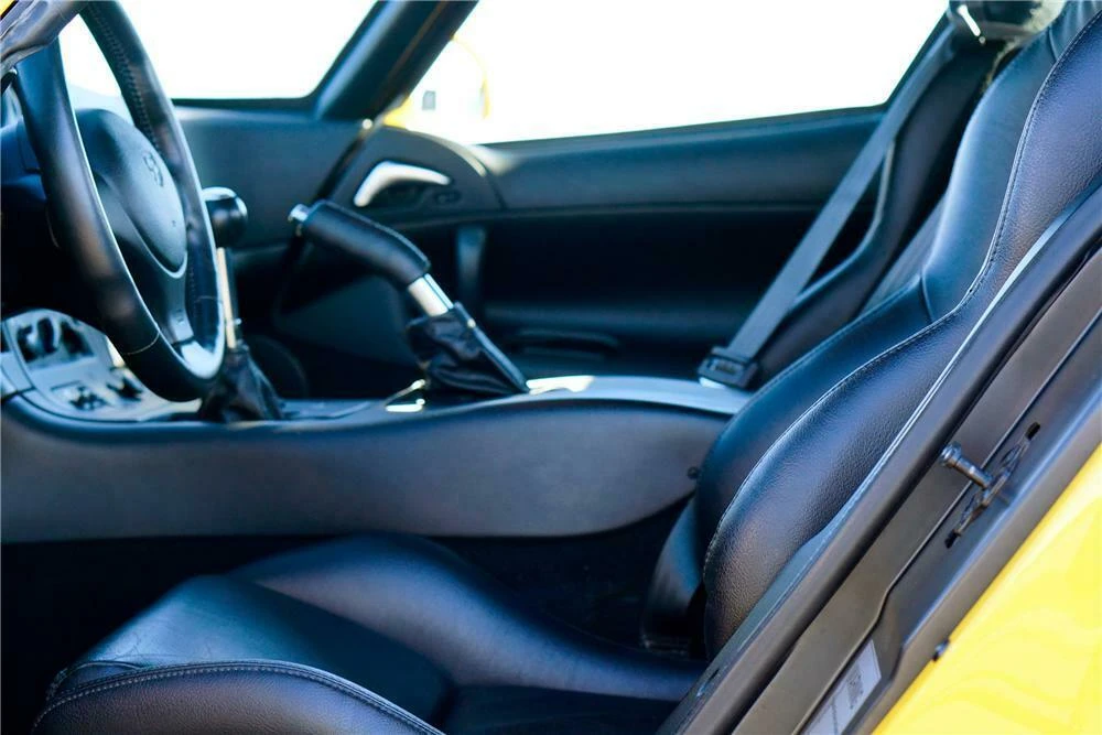 2002 Dodge Viper GTS 2nd Gen - Image 3 of 5