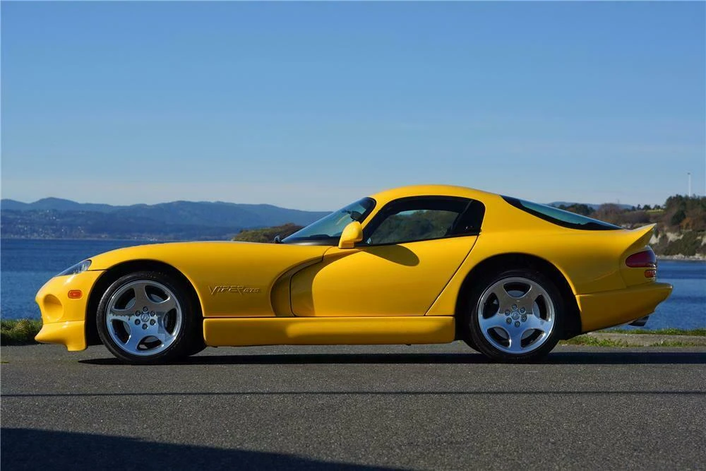 2002 Dodge Viper GTS 2nd Gen - Image 4 of 5