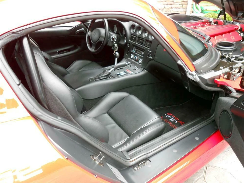 2002 Dodge Viper GTS 2nd Gen - Image 3 of 5