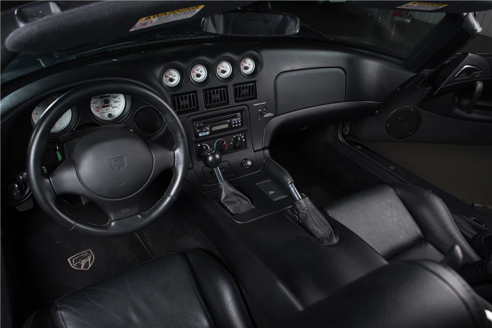 2002 Dodge Viper 2nd Gen - Image 3 of 4