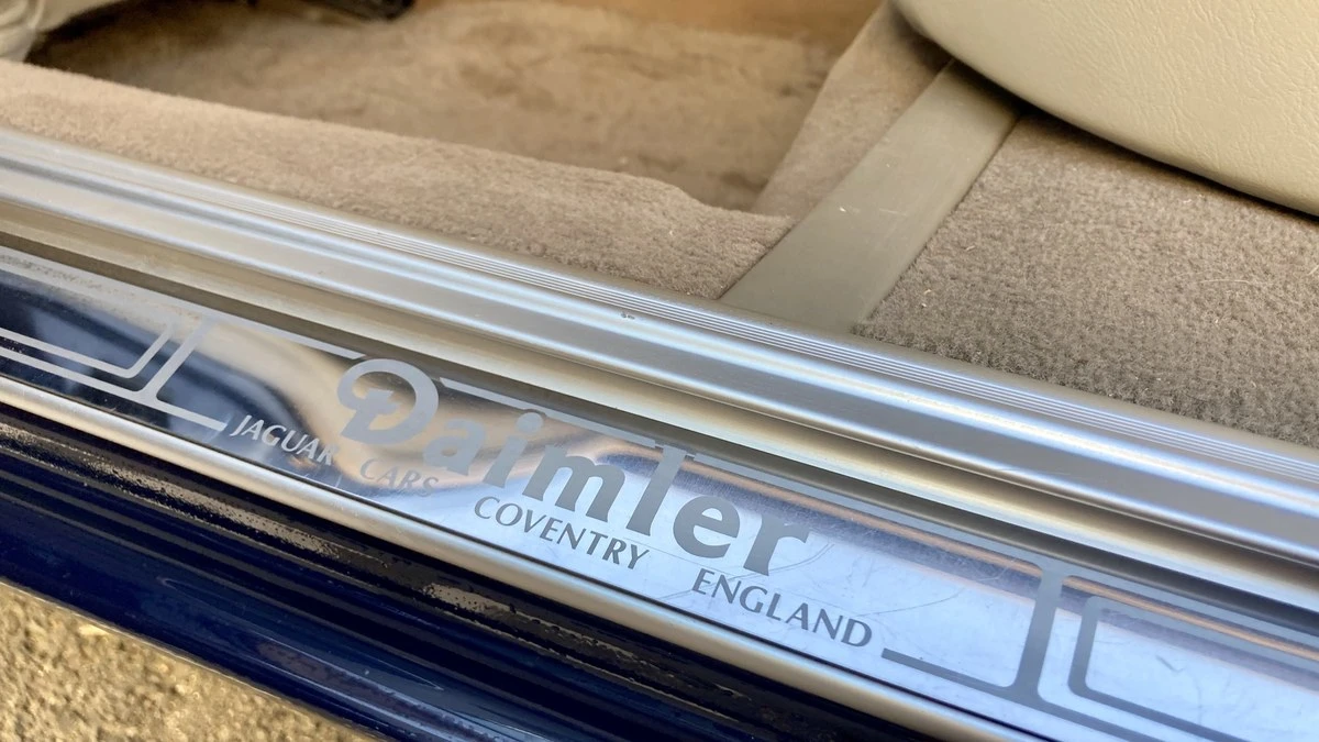 2002 Daimler - Image 21 of 30