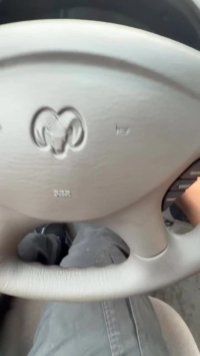 2002 Dodge Caravan - Image 13 of 13