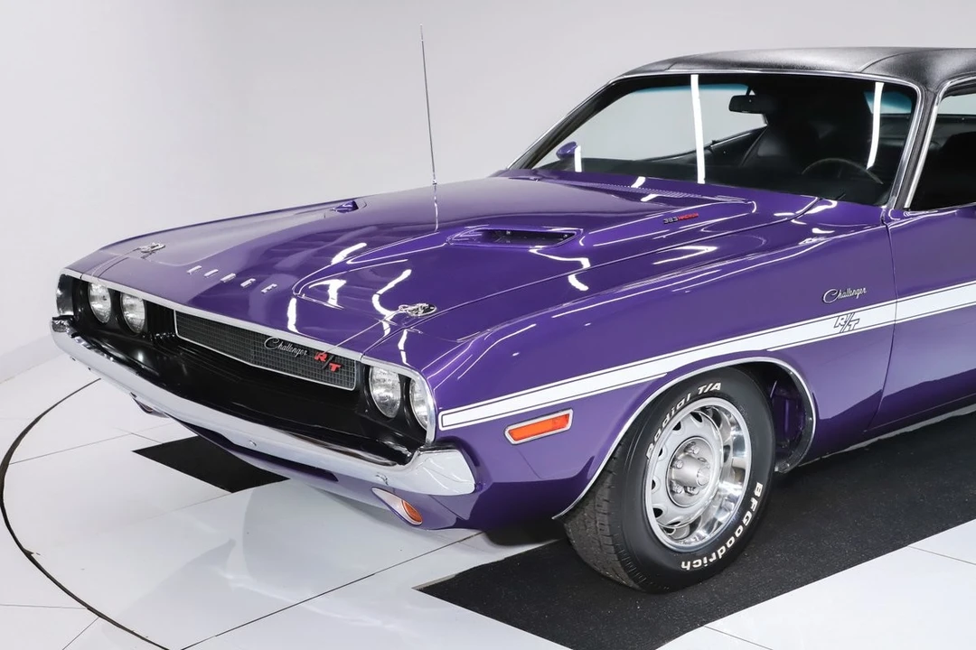 2002 Dodge Challenger - Image 11 of 31