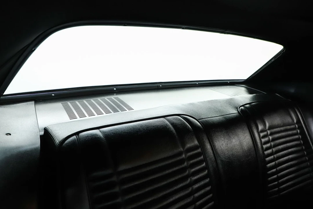2002 Dodge Challenger - Image 31 of 31
