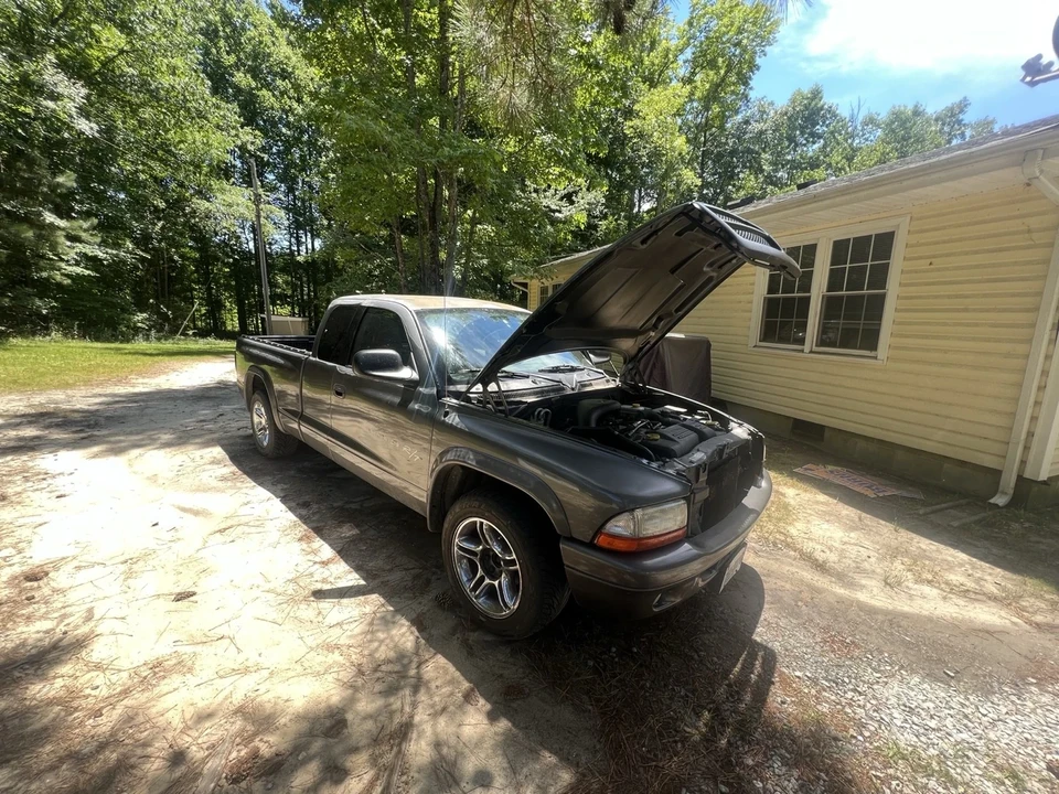 2002 Dodge Dakota 2nd Gen - Image 2 of 10