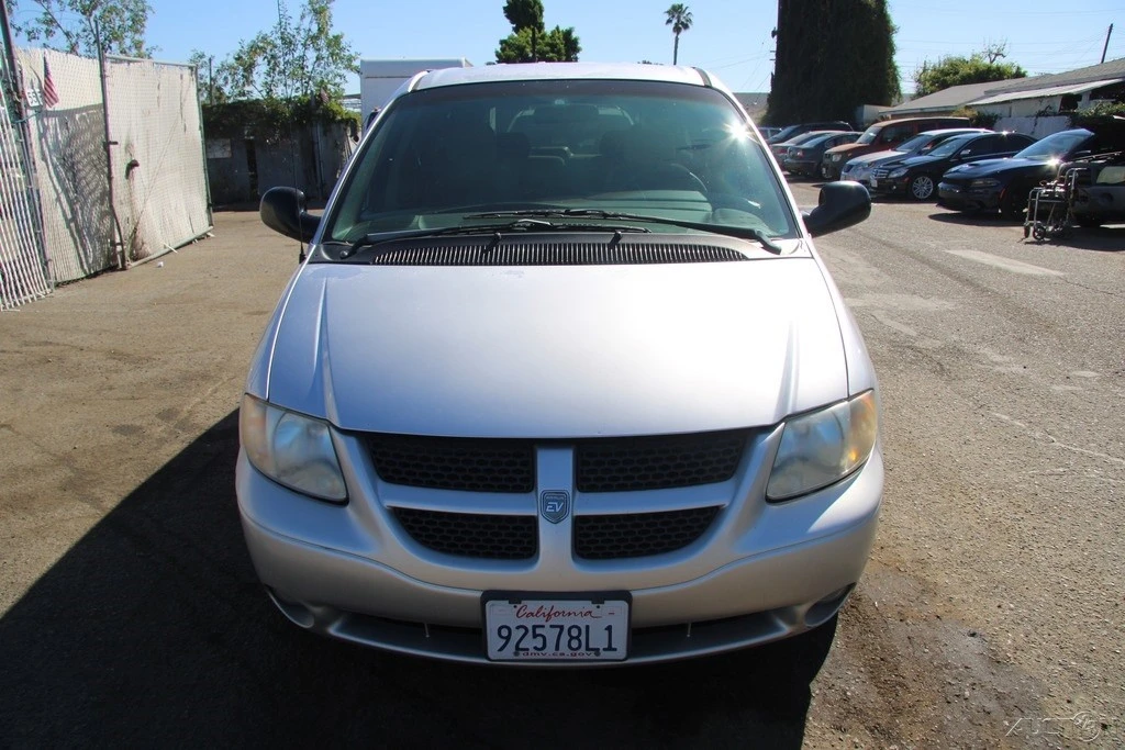 2002 Dodge Caravan - Image 10 of 21