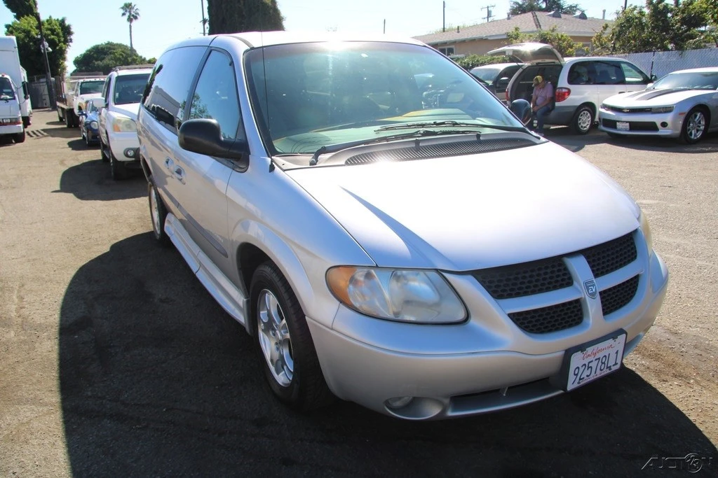 2002 Dodge Caravan - Image 9 of 21
