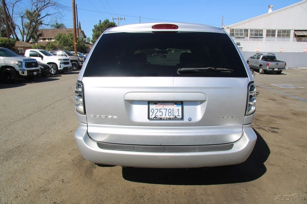 2002 Dodge Caravan - Image 6 of 21