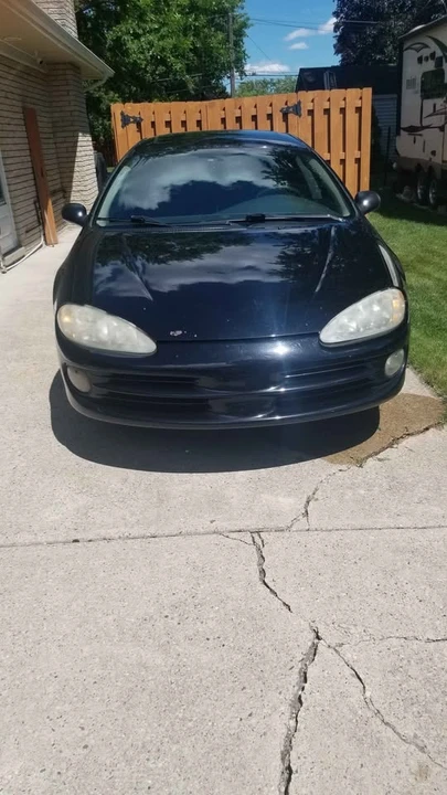 2002 Dodge Intrepid - Image 2 of 11