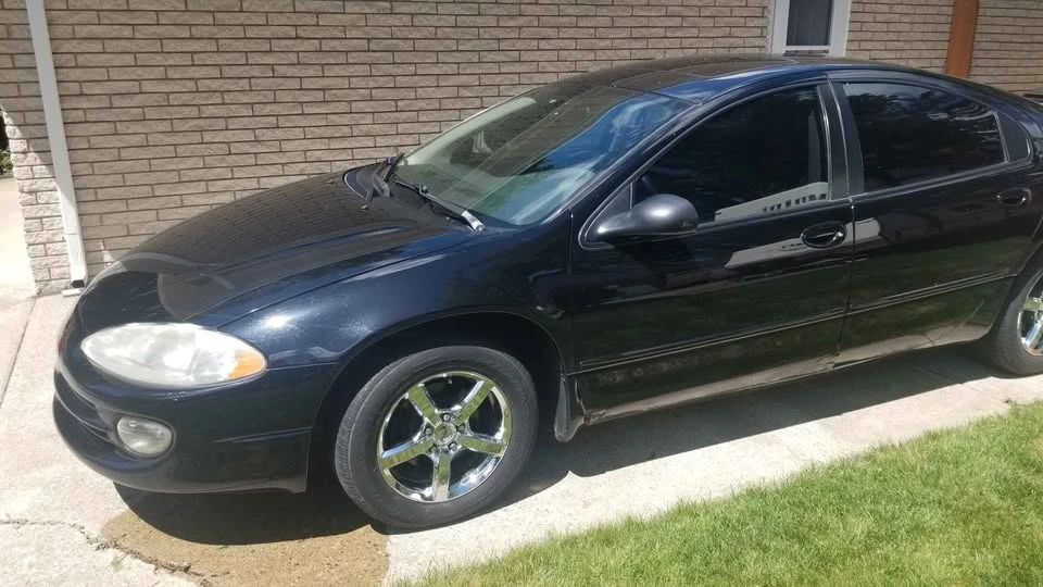2002 Dodge Intrepid - Image 10 of 11