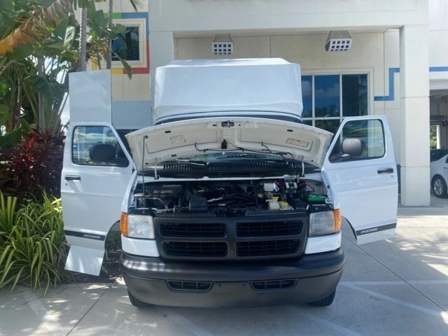 2002 Dodge Ram Van - Image 18 of 21