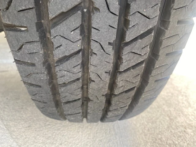 2002 Dodge Ram Van - Image 21 of 21