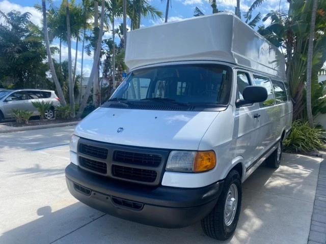 2002 Dodge Ram Van - Image 4 of 21