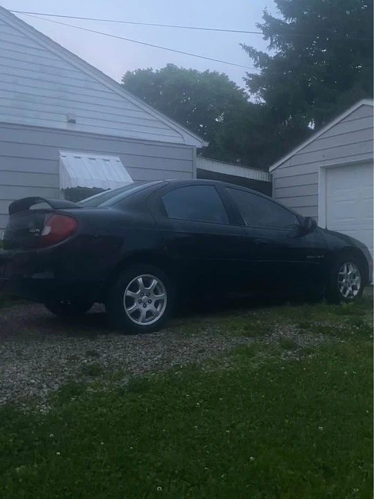 2002 Dodge Neon - Image 4 of 7