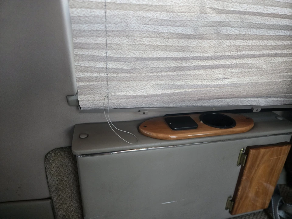 2002 Dodge Ram Van - Image 17 of 21