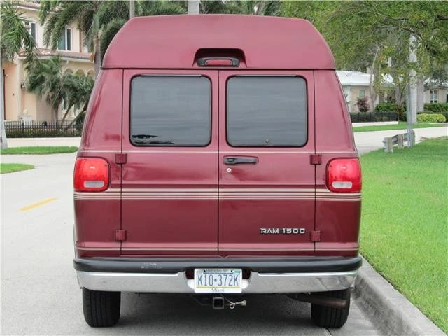 2002 Dodge Ram Van - Image 4 of 12