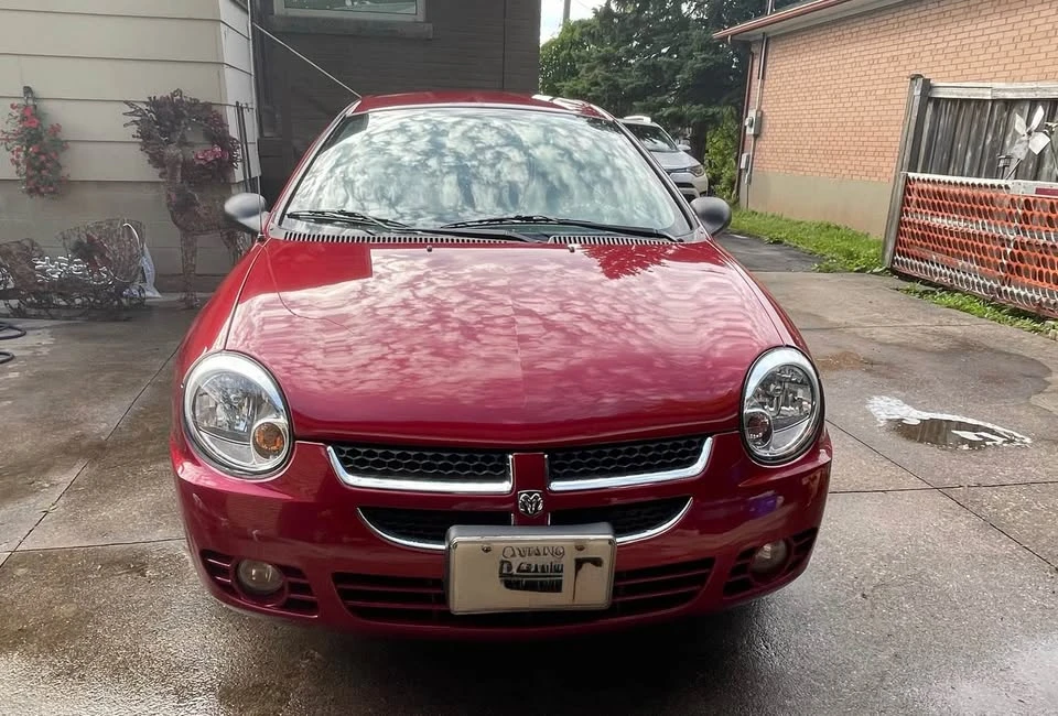 2002 Dodge Neon - Image 3 of 4