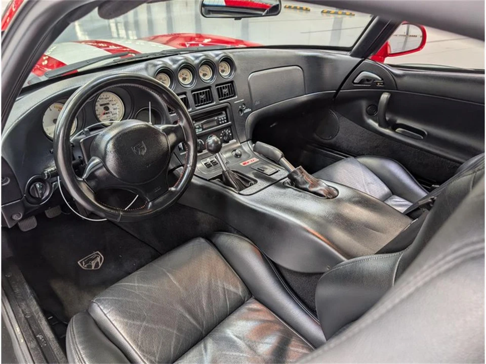 2002 Dodge Viper 2nd Gen - Image 16 of 20