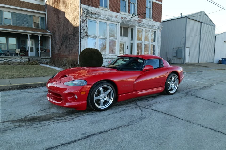 2002 Dodge Viper 2nd Gen - Image 18 of 19
