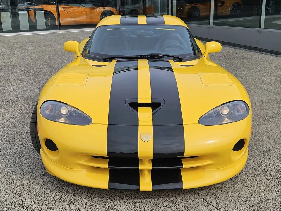 2002 Dodge Viper 2nd Gen - Image 4 of 17