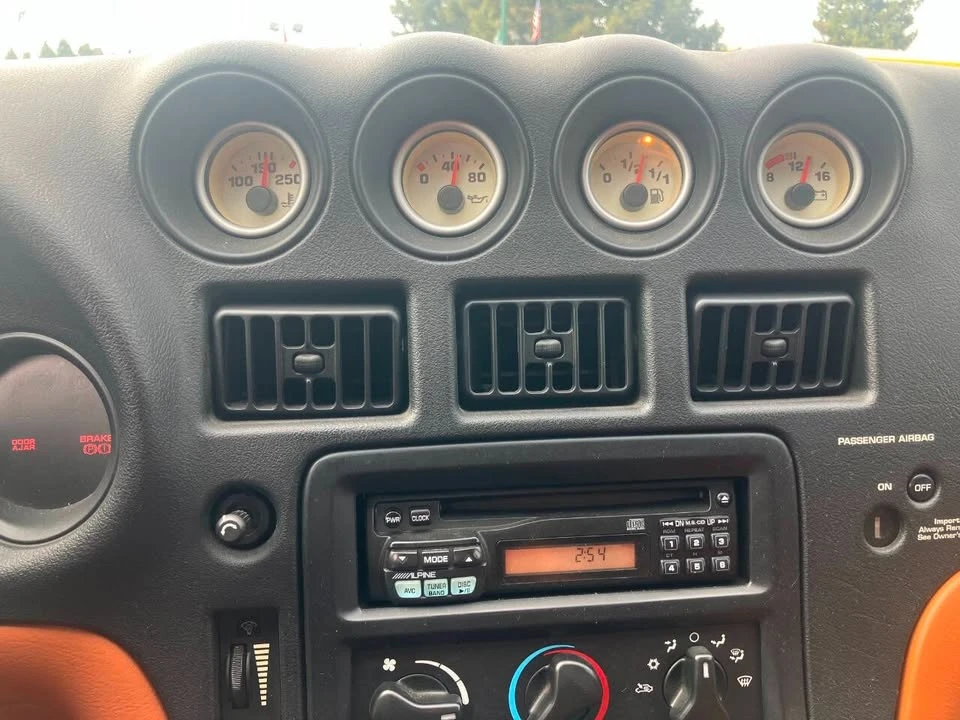 2002 Dodge Viper 2nd Gen - Image 16 of 20