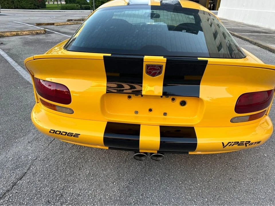 2002 Dodge Viper ACR 2nd Gen - Image 4 of 10