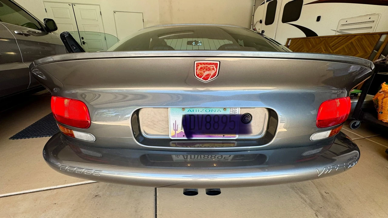 2002 Dodge Viper GTS 2nd Gen - Image 23 of 31