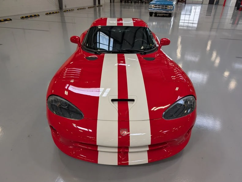 2002 Dodge Viper GTS 2nd Gen - Image 11 of 19