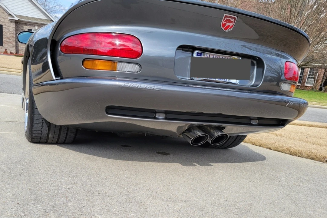 2002 Dodge Viper GTS 2nd Gen - Image 8 of 31